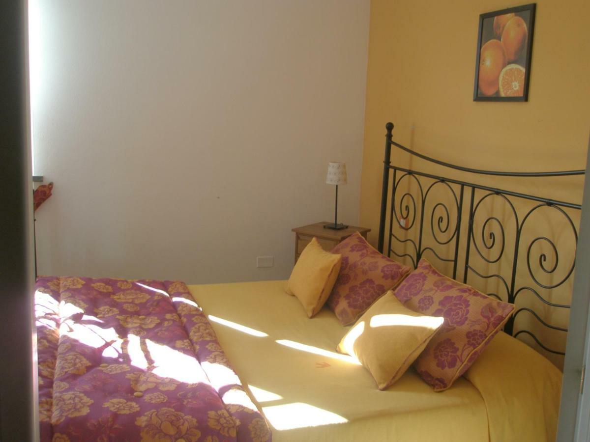 B&B La Rondine Tra Pisa E Lucca San Giuliano Terme Kültér fotó