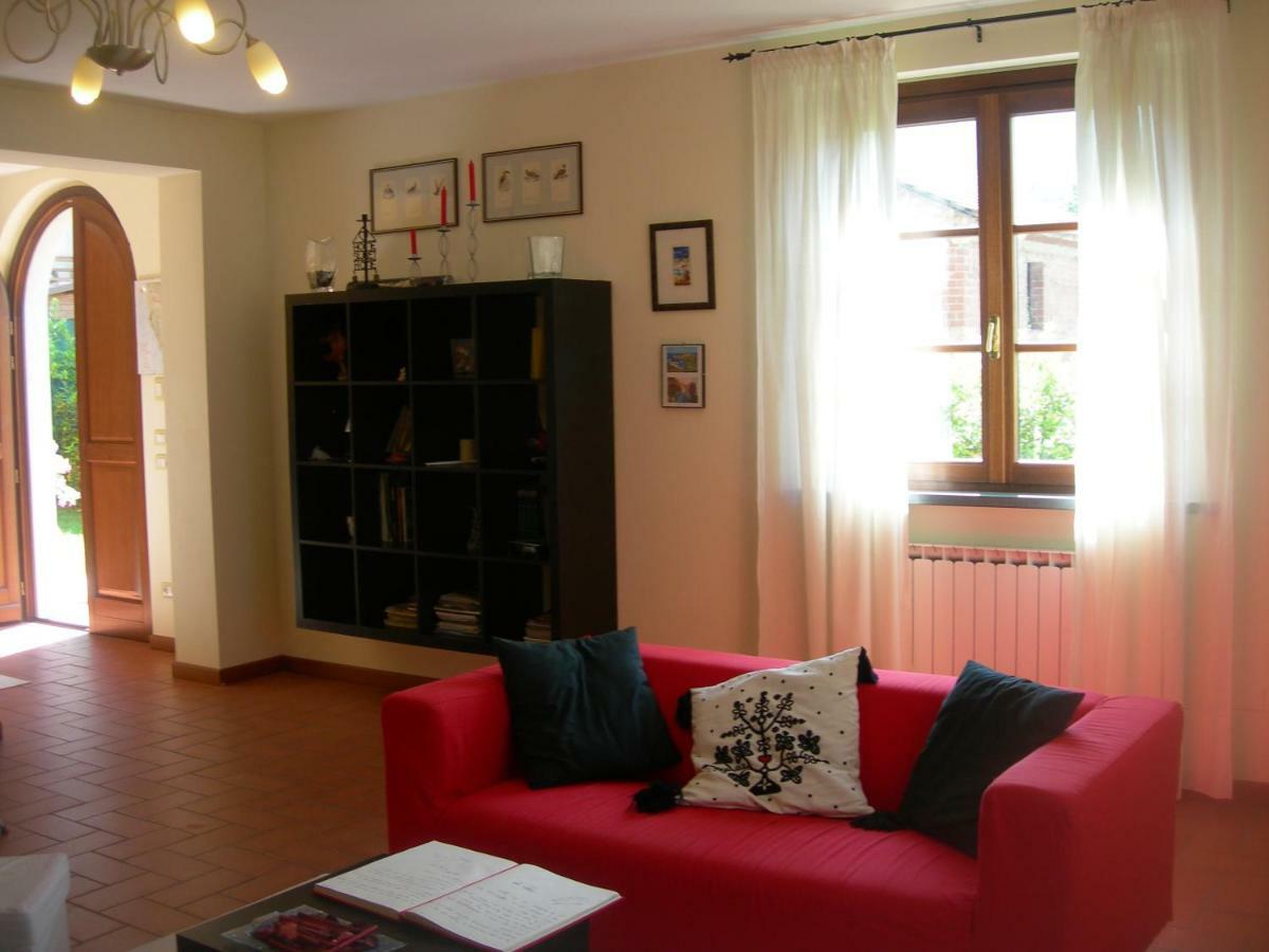 B&B La Rondine Tra Pisa E Lucca San Giuliano Terme Kültér fotó