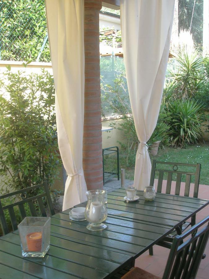B&B La Rondine Tra Pisa E Lucca San Giuliano Terme Kültér fotó