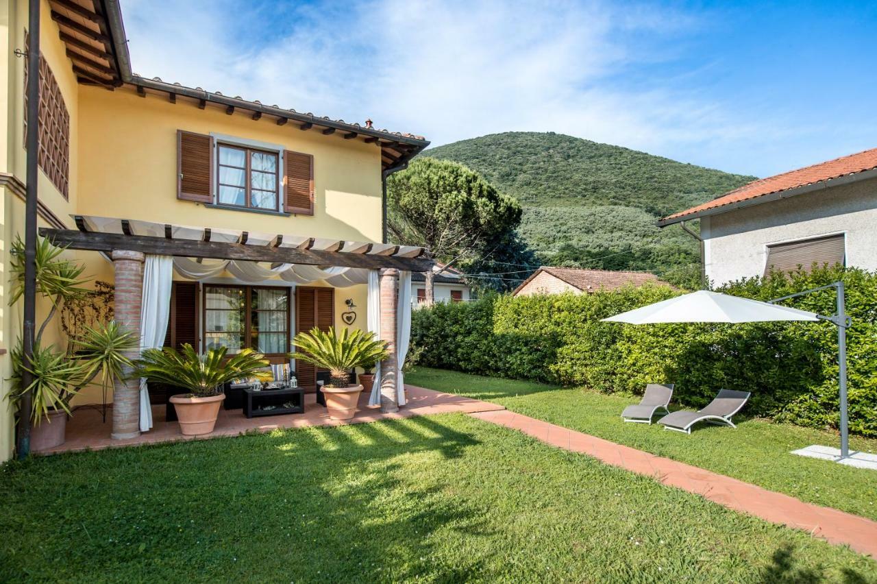 B&B La Rondine Tra Pisa E Lucca San Giuliano Terme Kültér fotó